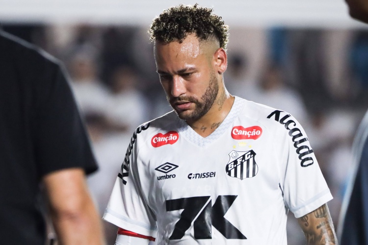 开云登录入口-巴媒：桑托斯欠内马尔旗下公司9050万雷亚尔，将抵押球队青训中心